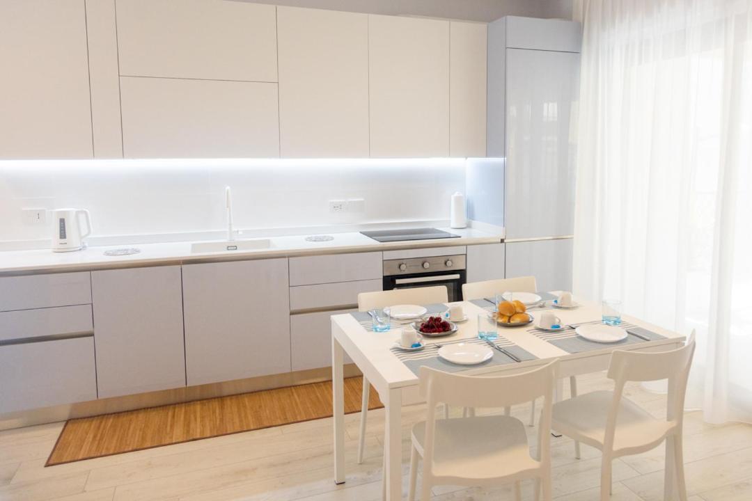 Novatek Apartment 201 Exclusive Pescara Ngoại thất bức ảnh