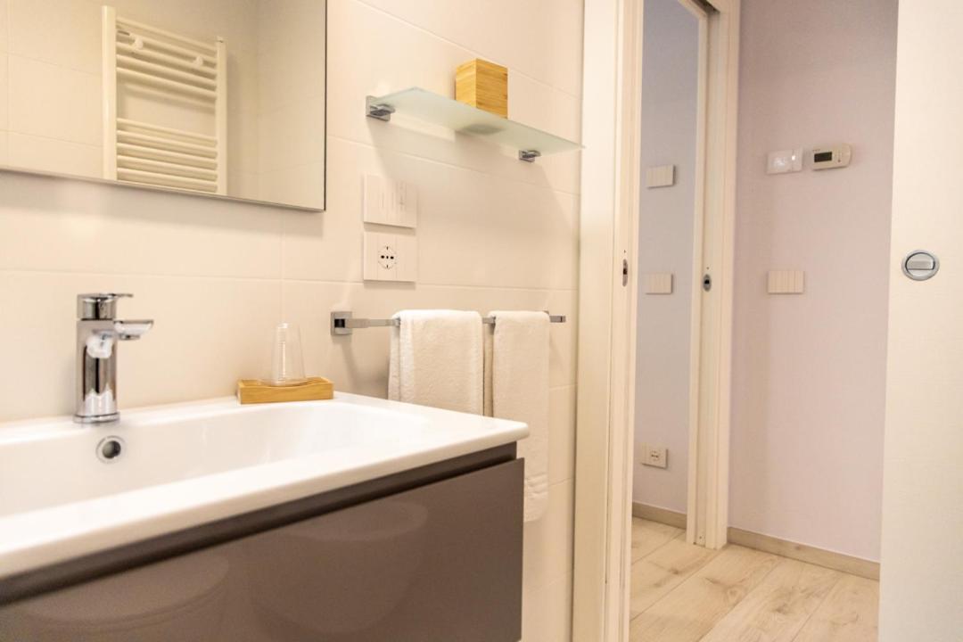 Novatek Apartment 201 Exclusive Pescara Ngoại thất bức ảnh